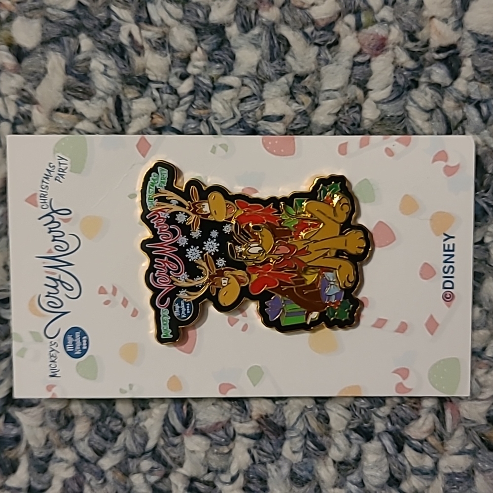 2003 Mickey's Very Merry Christmas Party Pin